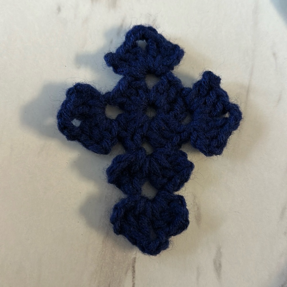 Hand crochet cross